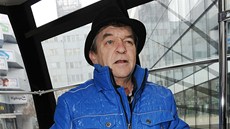 Bony a klid po letech: Roman Skamene nabízel v centru Prahy bony a nechal si