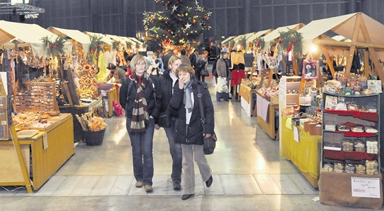 Vánoní trhy na brnnském výstaviti potrvají a do nedle 16. prosince.