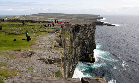 Útesy u Dun Aengus