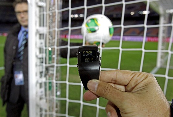 Technologie GoalRef hlídá vstřelené góly pomocí magnetického pole. Zprávu pak