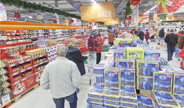 Senátor se našel, poslanci hlasují o omezení prodejní doby o svátcích