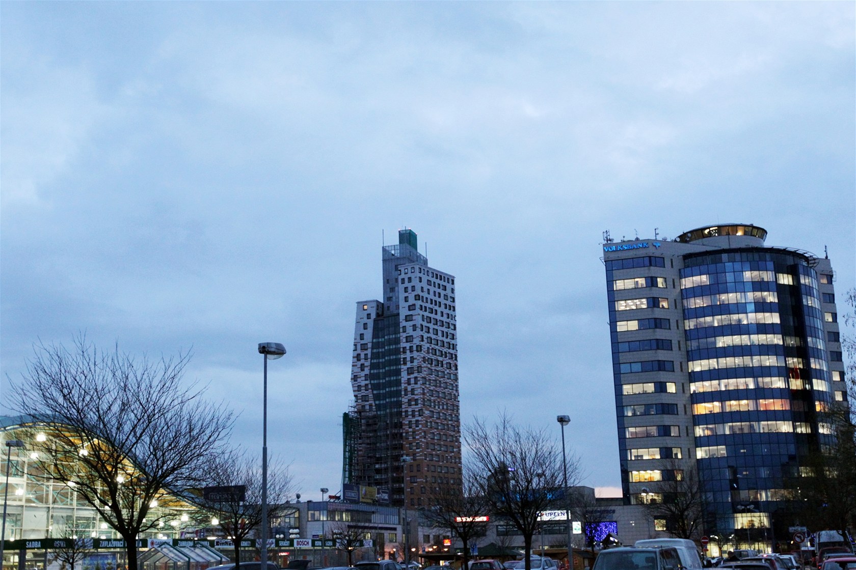 Brn�nský AZ Tower