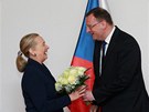 Hillary Clintonová se sela i s premiérem Petrem Neasem. (3. prosince 2012)