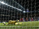 Hazardovi z Chelsea branká Hansen z Nordsjaellandu penaltu znekodnil
