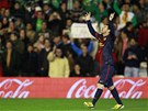 Útoník Lionel Messi z Barcelony posílá gól své babice do nebe.