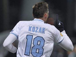 �ESKÝ ST�ELEC V ITALSKÝCH SLU�BÁCH. Libor Kozák se prosadil v dresu Lazia �ím v...