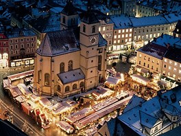 V nmeckém Regensburgu mají hned tyi pedvánoní trhy. A do 23. prosince