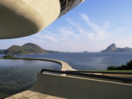 Muzeum moderního umní v Rio de Janeiru nabízí i úchvatný pohled na zátoku.