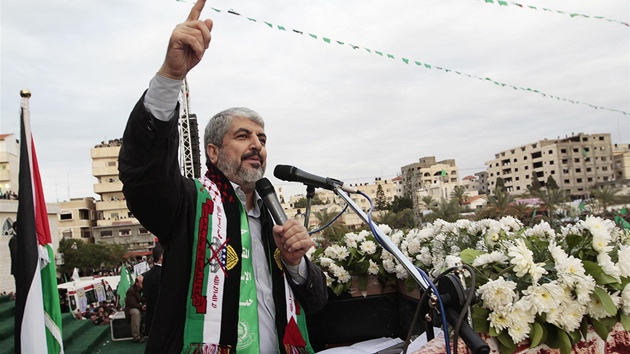 Vdce radiklnho palestinskho hnut Hamas Chlid Mial vystoupil na manifestaci v Gaze k 25. vro zaloen hnut, kter se zastnilo na sto tisc lid.