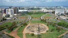 Centrální osa brazilské metropole Brasília (2009)