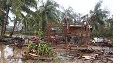 Následky tajfunu Bopha na Filipínách (4. prosince 2012)
