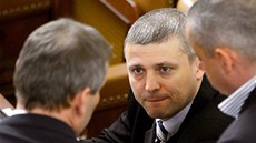 Poslanec ODS Roman Pekárek na prosincové schzi Poslanecké snmovny (4.