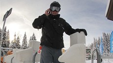 Zahájení lyaské sezony ve skiareálu na umavském piáku.