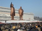 Severokorejci si v Pchjongjangu pipomínají první výroí úmrtí Kim ong-ila