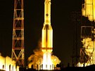 Raketa Proton-M krátce po startu