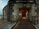 Vstup do pevnosti Spitbank Fort, která byla postavena v roce 1870. Zkratka V.R....