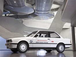 Na dalím vývoji istých elektromobil pracovalo BMW od roku 1981. Po nkolika...
