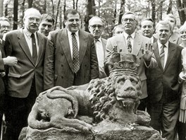 Vladimír Dlouhý, Karel Dyba, Vladimír Meiar, Jan Stráský a Václav Klaus...