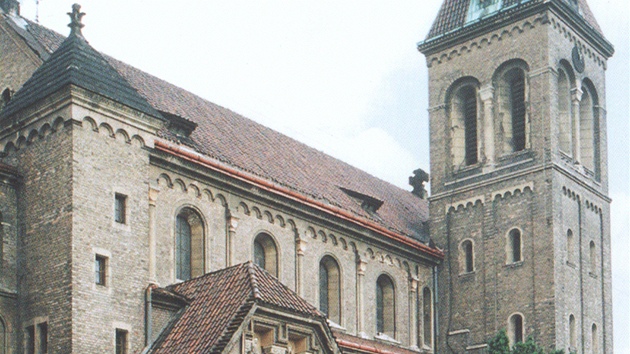Kostel s klášterem sv. Gabriela na Smíchově