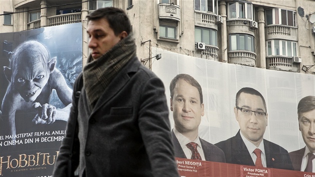 Volte Gluma! Volebn plakty premira Victora Ponty v Bukureti (9. listopadu 2012)