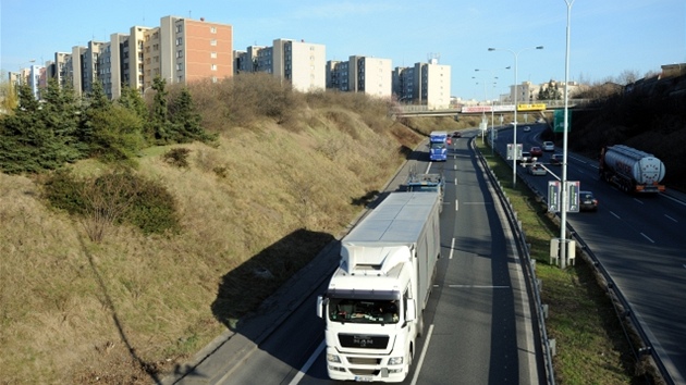 Obyvatelé K�eslic se bojí, �e je bude obt�ovat transitní doprava st�jn� jako