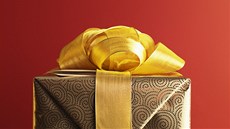 �e�i schovávají váno�ní dárky nej�ast�ji do sk�ín�. Ilustra�ní foto.