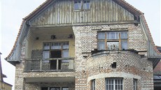 Secesní vila v Pod�bradech na opravy �eká dvacet let. 