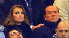 Francesca Pascale a Silvio Berlusconi spolu byli na fotbale.