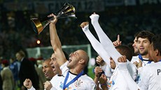 MÁME HO. Fotbalisté Corinthians slaví titul mistr� sv�ta v klubovém fotbalu. Ve...
