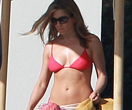 Jennifer Anistonová se na svátky opalovala (prosinec 2012)