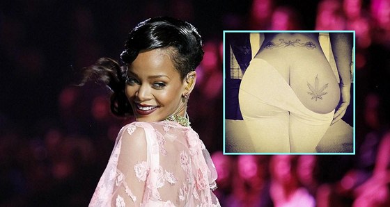 Rihanna má na zadku nové tetování.