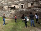 Turisté z celého svta nyní zaplavili oblasti, kde se nacházejí mayské památky....