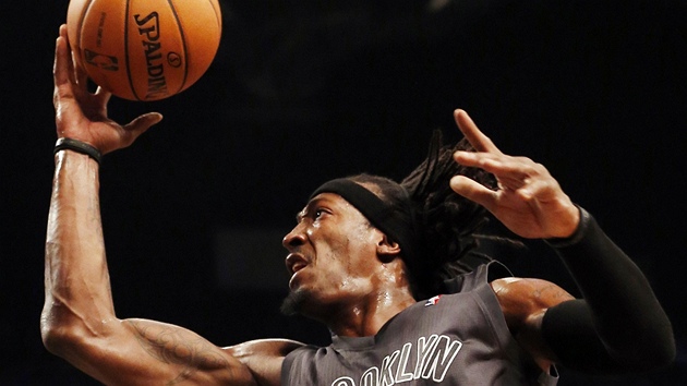 Gerald Wallace z Brooklynu najd na ko Bostonu.