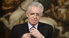 Italský premiér Mario Monti podal demisi poté, co parlament schválil rozpo�et