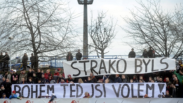 Frantiek Straka zail protesty i na silvestrovské derby.