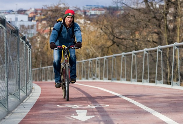 Cyklisté mají nový vyhledáva tras.