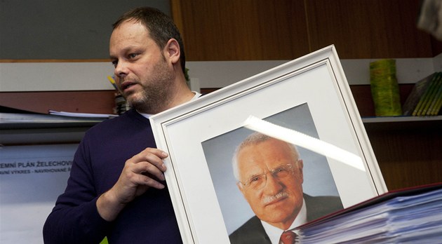 Starosta obce �elechovice nad D�evnicí Michal �pendlík odstranil 7. ledna ze