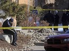 Policie ohledává dm, v nm útoník z pedmstí Denveru zabil ti lidi (5.