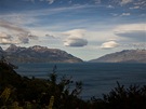 Jezero General Carrera má rozlohu 1 850 kilometr tvereních a je 200 km...