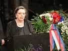 Jiina Jirásková hovoí pi pohbu ministra kultury Pavla Dostála. (28.