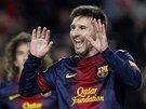 GÓLOVÁ OSLAVA. Lionel Messi se spoluhrái slaví branku v utkání proti Espanyolu