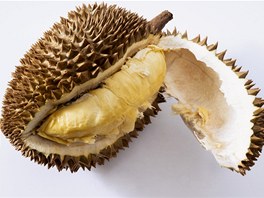 Durian - vybrat erstvý durian není jednoduché, ml by mít zlatozelenohndý...