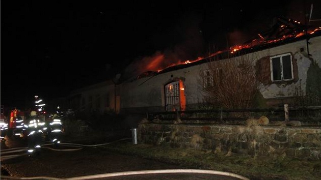 Požár zemědělské usedlosti v Jankově na Pelhřimovsku.