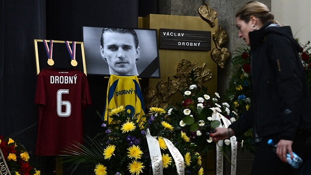 Poheb tragicky zesnulého fotbalisty Václava Drobného se konal 9. ledna v