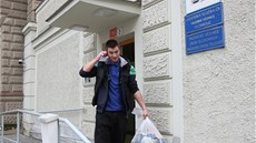 T�iadvacetiletý Adam ze Zlína byl jedním z propu�t�ných v�zn� olomoucké vazební...