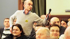 Veejná diskuze zástupc radnice s obany o projektu na stavbu OC Corso v