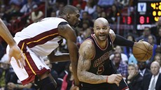 Carlos Boozer se louí s fanouky.