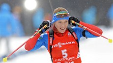 VÍTZKA. Olga Zajcevová z Ruska vyhrála stíhací závod na 10 kilometr v