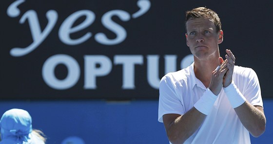 POTLESK. eský Tomá Berdych oslavuje postup do druhého kola Australian Open.