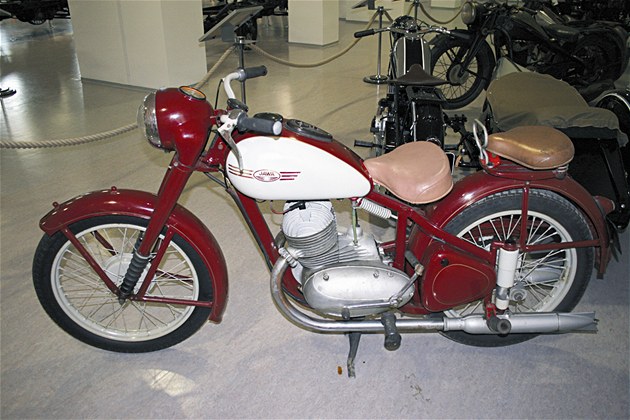 Motocykl Jawa 350 Pérák